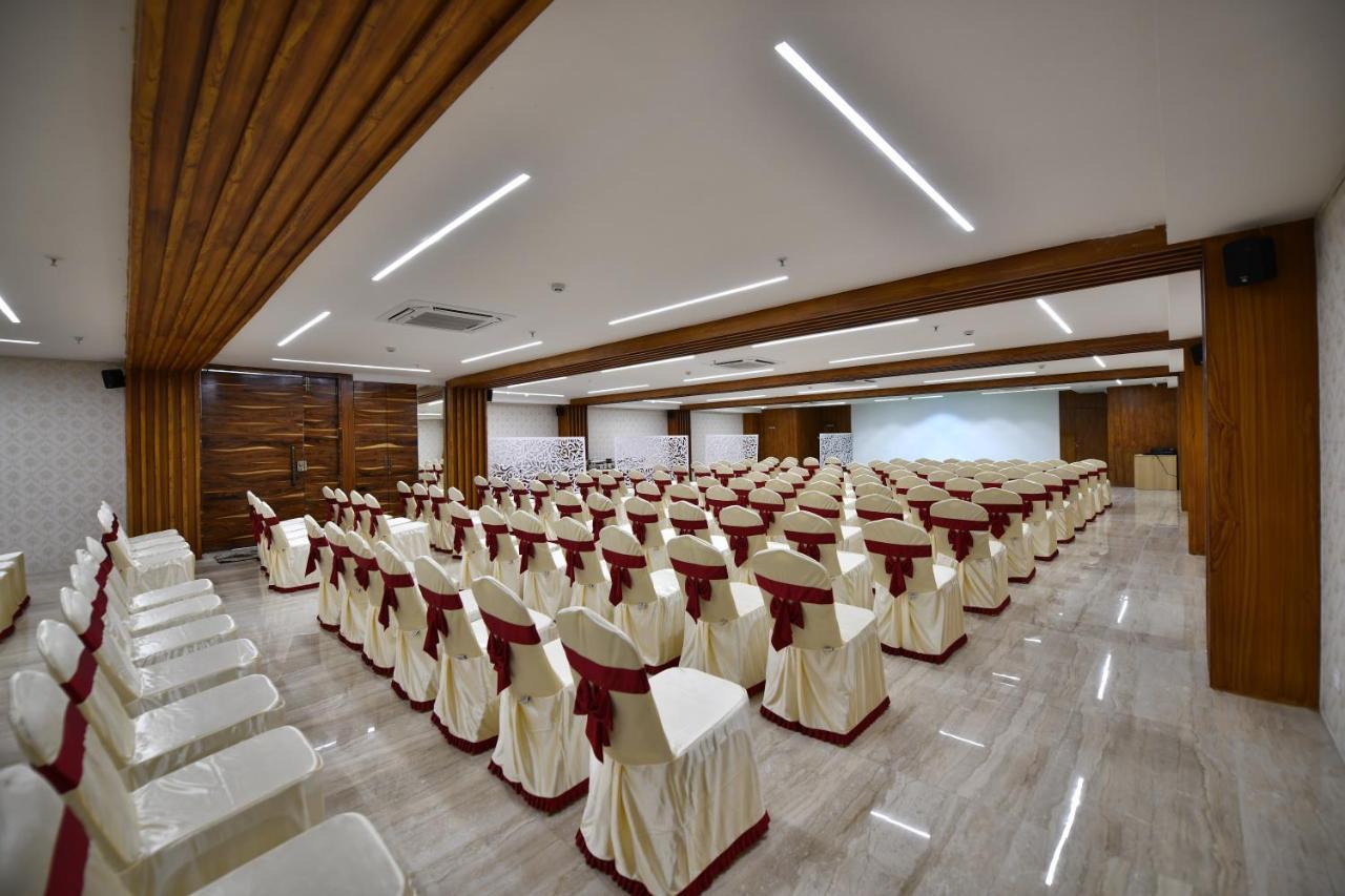 Hotel Urban Delight Managed By Cannychoice Vijayawāda Extérieur photo