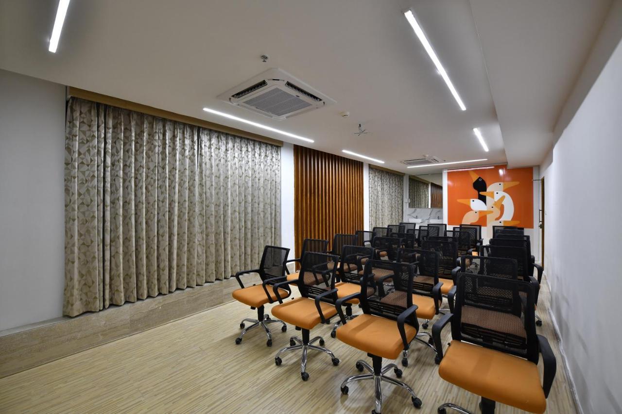 Hotel Urban Delight Managed By Cannychoice Vijayawāda Extérieur photo