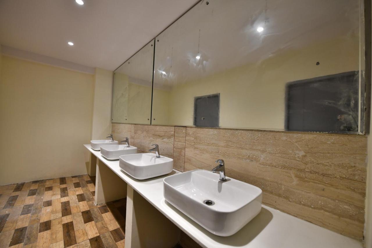Hotel Urban Delight Managed By Cannychoice Vijayawāda Extérieur photo